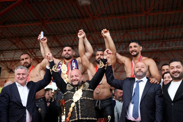 Erkan Tas wins chief wrestler title at 665th Historic Kirkpinar Oil Wrestling Festival EDIRNE, TURKIYE - JULY 5: Osman Askin Bak, Minister of Youth and Sports and Ufuk Ozunlu, the Kirkpinar Wrestling Chief attend medal ceremony after the 665th Historic Kirkpinar Oil Wrestling Festival at the Sarayici Er Meydani wrestling grounds in Edirne, Turkiye, on July 5, 2026. Ozgun Tiran Anadolu Edirne Turkey. Editorial use only. Please get in touch for any other usage.  Copyright: x2026xAnadoluxOzgunxTiranx