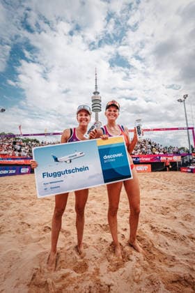 Beachvolleyball Frauen Allianz German Beach Tour 2026 Tourstop München 05.07.2026 v.l. Melanie Paul und Lea Kunst gewinnen das Turnier in München Berlin Funkhaus Beach Berlin Deutschland *** Women s Beach Volleyball: Allianz German Beach Tour 2026, Munich Stop, July 5, 2026; from left: Melanie Paul and Lea Kunst win the tournament in Munich; Berlin Funkhaus Beach, Berlin, Germany