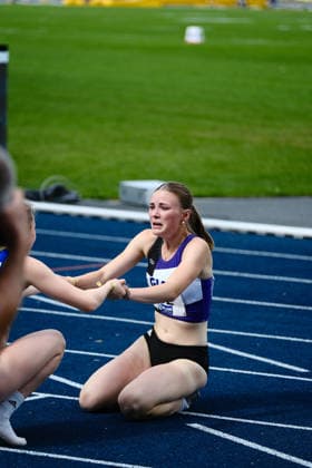 Deutsche Meisterschaften U23 U18; Bochum-Wattenscheid, 05.07.2026 Isabella Tikovsky (LG Sempt, BY) kann ihren Sieg über die 200m der U18 Frauen nicht fassen; Deutsche Meisterschaften U23 U18; Bochum-Wattenscheid, 05.07.2026 *** German U23 and U18 Championships, Bochum-Wattenscheid, July 5, 2026: Isabella Tikovsky of LG Sempt, BY, can’t believe she won the U18 women’s 200m. German U23 and U18 Championships, Bochum-Wattenscheid, July 5, 2026 Copyright: xBEAUTIFULxSPORTS Piepenstockx