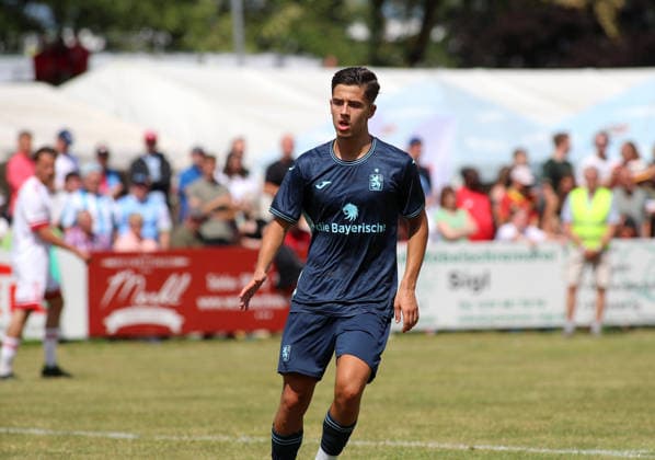 Fussball, Herren, Saison 2026 2027, TSV Moorenweis - TSV 1860 München, Testspiel, Vorbereitung Loris Husic (TSV 1860 München) Kopf, Oberkörper *** Soccer, Men s, 2026–2027 Season, TSV Moorenweis vs. TSV 1860 Munich, Friendly Match, Preseason: Loris Husic (TSV 1860 Munich) – Head, Upper Body