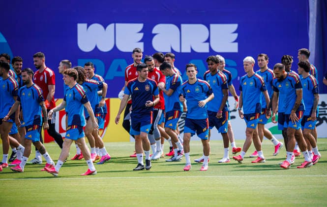Spain national team, Nationalteam World Cup 05 07 2026 The group during the Spanish national team s training session at Cotton Bowl in Dallas, United States of America on July 05, 2026. Photo (PGS Photo Agency) Chattanooga usa Copyright: xPGSxPhotoxAgencyx