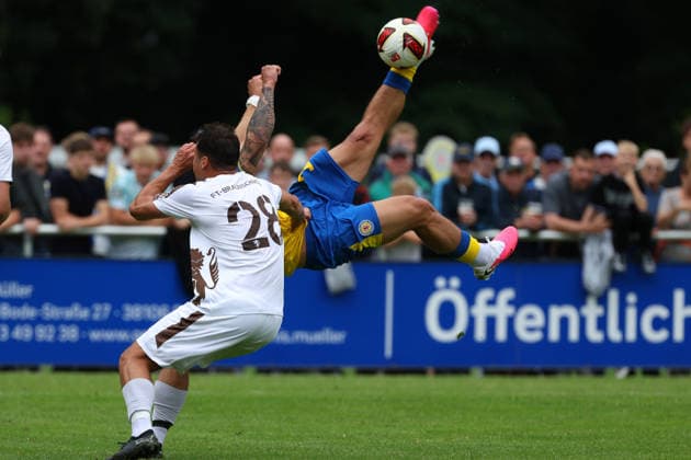 FT Braunschweig vs. Eintracht BS, Testspiel Braunschweig, 05.07.2026, Fußball, Herren, Saison 2026 27, Freie Turnen Braunschweig vs Eintracht Braunschweig, Testspiel, Jovan Mijatovic (Eintracht Braunschweig) Niedersachsen Deutschland *** FT Braunschweig vs. Eintracht BS, Friendly Match in Braunschweig, July 5, 2026, Soccer, Men s, 2026–27 season, Freie Turnen Braunschweig vs. Eintracht Braunschweig, Friendly Match, Jovan Mijatovic, Eintracht Braunschweig, Lower Saxony, Germany