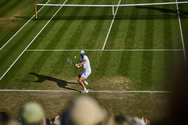 July 5, 2026, London, London, Great Britain: Jan-Lennard Struff of Germany returns with backhand during The Championships Wimbledon , 5.7.2026 in London (All England Lawn Tennis and Croquet Club), Great Britain Tennis 2026: Grand Slam: The Championships Wimbledon: 7th Day: 4th Round: STRUFF Vs HURKACZ  - ZUMAs343 20260705_zsp_s343_158 Copyright: xMathiasxSchulzx