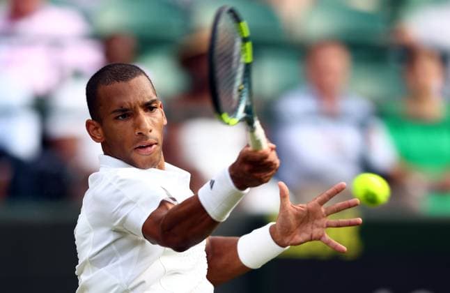 Felix Auger Aliassime during his fourth round match Wimbledon Tennis Championships, Day 7, The All England Lawn Tennis and Croquet Club, London, UK - 05 Jul 2026London The All England Lawn Tennis and United Kingdom  Copyright: xKieranxMcManus Shutterstockx 16976813fz