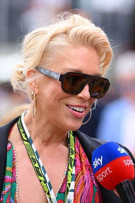 F1 Grand Prix of Great Britain Hannah Waddingham at the Formula 1 Pirelli British Grand Prix 2026 at Silverstone Circuit, Towcester, United Kingdom, on July 5, 2026. Towcester Northants United Kingdom  Copyright: xMIxNewsx originalFilename:fletcher-formula1260705_npyyX.jpg