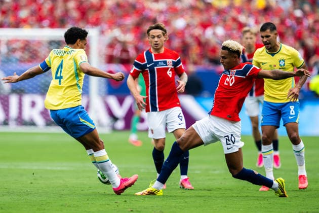 260705 Marquinhos of Brazil and Antonio Nusa of Norway during the FIFA World Cup, WM, Weltmeisterschaft, Fussball 2026 round of 16 football match between Brazil and Norway on July 5, 2026 in New Jersey. Photo: Vegard Grott BILDBYRAN kod VG VG0982 bbeng fotboll football soccer fotball vm fotbolls-vm fotball-vm fotbolls-vm 2026 fifa world cup 2026 new york 8-delsfinale round of 16 brasilien brazil brasil norge norway *** July 5, 2026: Marquinhos of Brazil and Antonio Nusa of Norway during the FIFA World Cup 2026 Round of 16 soccer match between Brazil and Norway on July 5, 2026 in New Jersey. Photo by Vegard Grott. BILDBYRAN code VG VG0982 bbeng soccer football fotball World Cup soccer World Cup fotball World Cup soccer World Cup 2026 FIFA World Cup 2026 New York Round of 16 Brazil Brazil Norway  Copyright: VEGARDxGRoTT BB260705VG026