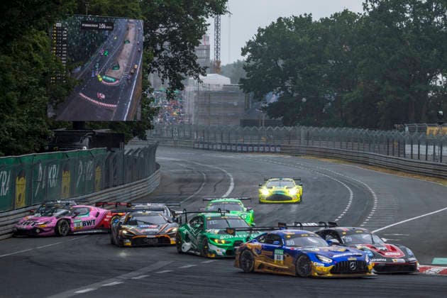 Nürnberg, Deutschland 03. - 05. Juli 2026: DTM - 2026 - Norisring - Rennen 2 Im Bild: v.li. Matteo Cairoli (ITA 14) verursacht Unfall Norisring Bayern *** Nuremberg, Germany, July 3–5, 2026, DTM 2026 Norisring Race 2. Pictured, from left: Matteo Cairoli (ITA) 14 causes an accident at the Norisring in Bavaria Copyright: xFotostandx xSchäferx