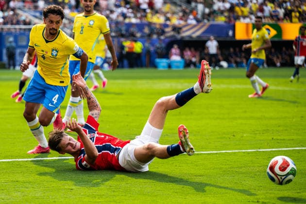 260705 Marquinhos of Brazil and David Moller Wolfe of Norway during the FIFA World Cup, WM, Weltmeisterschaft, Fussball 2026 round of 16 football match between Brazil and Norway on July 5, 2026 in New Jersey. Photo: Jon Olav Nesvold BILDBYRAN COP 217 VG0982 bbeng fotboll football soccer fotball vm fotbolls-vm fotball-vm fotbolls-vm 2026 fifa world cup 2026 new york 8-delsfinale round of 16 brasilien brazil brasil norge norway *** July 5, 2026: Marquinhos of Brazil and David Moller Wolfe of Norway during the FIFA World Cup 2026 Round of 16 soccer match between Brazil and Norway on July 5, 2026 in New Jersey. Photo by Jon Olav Nesvold. BILDBYRAN COP 217 VG0982 bbeng soccer football fotball World Cup 2026 FIFA World Cup 2026 New York 8 round of 16 Brazil Norway  Copyright: JONxOLAVxNESVOLD BB260705JE083