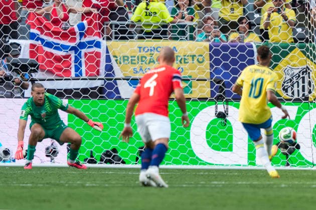Fotball-VM 2026: Brasil - Norge East Rutherford, New Jersey , USA 20260705. Brasils Neymar Junior scorer 1-2 malet under 8-delsfinalen mellom Brasil og Norge under fotball-VM 2026 pa New Jersey stadion. Foto: Fredrik Varfjell NTB East Rutherford, New Jersey USA EDITORIAL USE ONLY. RESTRICTED USE FOR BETTING COMPANIES Ref:_SPOxPqMtwUQCbo.jpg *** 2026 FIFA World Cup: Brazil vs. Norway, East Rutherford, New Jersey, USA 20260705 Brazil’s Neymar Jr. scores the 1-2 goal during the quarterfinal match between Brazil and Norway at the 2026 FIFA World Cup at New Jersey Stadium. Photo: Fredrik Varfjell, NTB, East Rutherford, New Jersey, USA EDITORIAL USE ONLY RESTRICTED USE FOR BETTING COMPANIES  Copyright: xFredrikxVarfjellx xNTBx