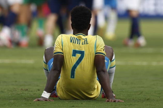 FIFA World Cup, WM, Weltmeisterschaft, Fussball 2026 - Round of 16 - Brazil vs Norway Brazil s Vinicius Junior reacts after their defeat in the FIFA World Cup 2026 Round of 16 match Brazil against Norway, in New Jersey, USA, 05 July 2026. EAST RUTHERFORD United States  Copyright: xWILLxOLIVERx