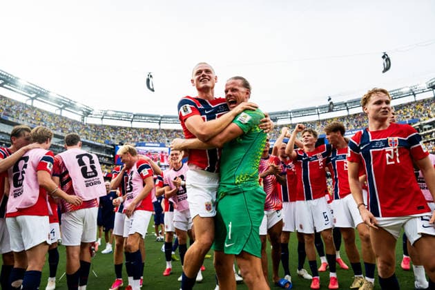 260705 Julian Ryerson and goalkeeper orjan Nyland of Norway celebrate after the FIFA World Cup, WM, Weltmeisterschaft, Fussball 2026 round of 16 football match between Brazil and Norway on July 5, 2026 in New Jersey. Photo: Vegard Grott BILDBYRAN kod VG VG0982 bbeng fotboll football soccer fotball vm fotbolls-vm fotball-vm fotbolls-vm 2026 fifa world cup 2026 new york 8-delsfinale round of 16 brasilien brazil brasil norge norway celebration jubel *** July 5, 2026: Julian Ryerson and Norway’s goalkeeper Orjan Nyland celebrate after the 2026 FIFA World Cup Round of 16 soccer match between Brazil and Norway on July 5, 2026 in New Jersey. Photo by Vegard Grott, BILDBYRAN. Code: VG VG0982 bbeng soccer football fotball World Cup soccer World Cup fotball World Cup soccer World Cup 2026 FIFA World Cup 2026 New York Round of 16 Brazil Brazil Norway celebration jubilation  Copyright: VEGARDxGRoTT BB260705VG069