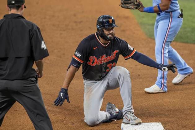 July 5, 2026, Arlington, Texas, USA: Detroit Tigers left fielder RILEY GREENE (31) slides safely into third base after hitting a triple during a MLB, Baseball Herren, USA game between the Detroit Tigers and Texas Rangers at Globe Life Field. Tigers win 6-3. Arlington USA - ZUMAf180 20260705_zsp_f180_024 Copyright: xMarkxFannx