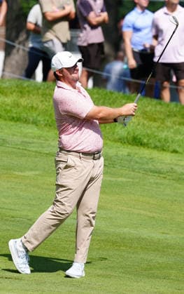 SILVIS, IL - JULY 05: PGA, Golf Herren golfer Chris Gotterup plays his second shot on the 18th hole during the final round of the John Deere Classic on July 5, 2026, at TPC Deere Run in Silvis, Illinois. (Photo by Brian Spurlock Icon Sportswire) GOLF: JUL 05 PGA John Deere Classic EDITORIAL USE ONLY Icon26070535