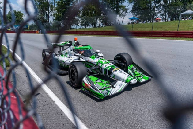 July 5, 2026, Lexington, Ohio, USA: IndyCar, Indy Car, IRL, USA SERIES driver, RINUS VEEKAY (76) (NLD) of Hoofddorp, Netherlands, races through the turns during the Honda Indy 200 at the Mid Ohio in LEXINGTON Ohio. INDYCAR SERIES: July 05, 2026: Honda Indy 200: Rinus VeeKay  - ZUMAa161 20260705_aaa_a161_007 Copyright: xQuinnxShellx xGMGx