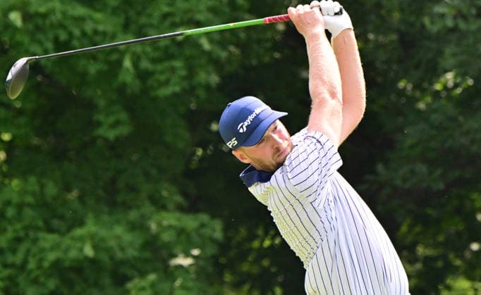 SILVIS, IL - JULY 05: Golfer Pontus Nyholm hits his shot on the 2 tee during the final round of the John Deere Classic on July 05, 2026, at TPC Deere Run in Silvis, Illinois. (Photo by Keith Gillett Icon Sportswire) GOLF: JUL 05 PGA, Golf Herren John Deere Classic EDITORIAL USE ONLY Icon26070511