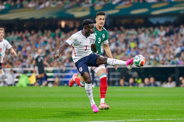 FIFA World Cup, WM, Weltmeisterschaft, Fussball 2026 MEXICO VS ECUADOR FIFA WORLD CUP 2026 MEXICO VS ENGLAND MEXICO VS ENGLAND 05072026 MEXICO CITY, MEXICO. Action photo of Jude Bellingham (7) of England and Cesar Montes (3) of Mexico, during game of the FIFA World Cup 2026 held at the Estadio Ciudad de Mexico of Mexico City. Foto de accion de Jude Bellingham (7) de Inglaterra y Cesar Montes (3) de Mexico durante juego de Copa del Mundo 2026 de la FIFA en el Estadio Ciudad de MÃ xico de la Ciudad de Mexico. PHOTO BY IMAGENSHOP AGENCIA FOTOGRAFICA MEXICO CITY MEXICO CITY MEXICO *** 2026 FIFA World Cup: Mexico vs. Ecuador 2026 FIFA World Cup: Mexico vs. England Mexico vs. England, July 5, 2026, Mexico City, MEXICO Action photo of Jude Bellingham 7 of England and Cesar Montes 3 of Mexico, during a match of the 2026 FIFA World Cup held at the Estadio Ciudad de México in Mexico City Action photo of Jude Bellingham (No. 7) of England and César Montes (No. 3) of Mexico during a match of the 2026 FIFA World Cup at the Estadio Ciudad de México in Mexico City PHOTO BY IMAGENSHOP PHOTO AGENCY MEXICO CITY MEXICO CITY MEXICO Copyright: xYOALIxMARTINEZx