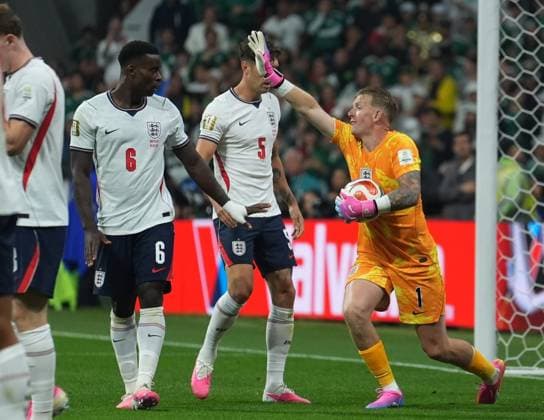 Mexico v England - FIFA World Cup, WM, Weltmeisterschaft, Fussball 2026 - Round of 16 MEXICO CITY, MEXICO - JULY 05: Jordan Pickford (1) of England in action during the FIFA World Cup 2026 Round of 16 match between Mexico and England at Mexico Stadium (Estadio Azteca) in Mexico City, Mexico on July 05, 2026. Juancho Torres Anadolu Mexico City Mexico. Editorial use only. Please get in touch for any other usage.  Copyright: x2026xAnadoluxJuanchoxTorresx