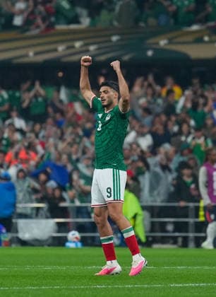 Mexico v England - FIFA World Cup, WM, Weltmeisterschaft, Fussball 2026 - Round of 16 MEXICO CITY, MEXICO - JULY 05: Raul Jimenez (9) of Mexico celebrates after scoring a goal from penalty during the FIFA World Cup 2026 Round of 16 match between Mexico and England at Mexico Stadium (Estadio Azteca) in Mexico City, Mexico on July 05, 2026. Juancho Torres Anadolu Mexico City Mexico. Editorial use only. Please get in touch for any other usage.  Copyright: x2026xAnadoluxJuanchoxTorresx