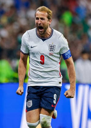 FIFA World Cup, WM, Weltmeisterschaft, Fussball 2026 MEXICO VS ENGLAND FIFA WORLD CUP 2026 MEXICO VS ENGLAND MEXICO VS ENGLAND 05072026 MEXICO CITY, MEXICO. Action photo of Harry Kane (9) of England celebrating a goal, during game of the FIFA World Cup 2026 held at the Estadio Ciudad de Mexico of Mexico City. Foto de accion de Harry Kane (9) de Inglaterra celebrando un gol, durante juego de Copa del Mundo 2026 de la FIFA en el Estadio Ciudad de MÃ xico de la Ciudad de Mexico. PHOTO BY IMAGENSHOP AGENCIA FOTOGRAFICA MEXICO CITY MEXICO CITY MEXICO *** 2026 FIFA World Cup: Mexico vs. England 2026 FIFA World Cup: Mexico vs. England Mexico vs. England July 5, 2026, Mexico City, MEXICO Action photo of England’s Harry Kane (No. 9) celebrating a goal during a 2026 FIFA World Cup match held at the Estadio Ciudad de México in Mexico City Action photo of England’s Harry Kane (No. 9) celebrating a goal, during a 2026 FIFA World Cup match at the Estadio Ciudad de México in Mexico City PHOTO BY IMAGENSHOP PHOTO AGENCY MEXICO CITY MEXICO CITY MEXICO Copyright: xIMAGENSHOPxAGENCIAxFOTOGRAFICAx