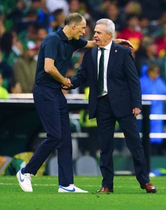 Thomas Tuchel, coach of England and Javier Aguirre, coach of Mexico at full time Mexico v England, 2026 FIFA World Cup, WM, Weltmeisterschaft, Fussball Round of 16, Football, Azteca Stadium, Mexico City, Mexico - 05 Jul 2026Mexico City Azteca Stadium Mexico  Copyright: xJavierxGarcia Shutterstockx 16975483ed