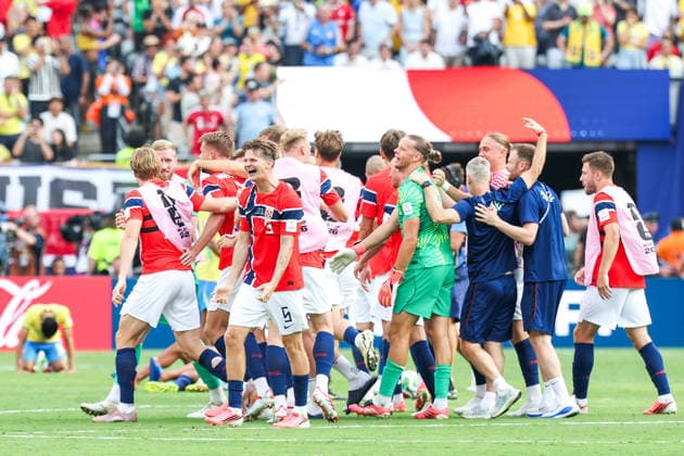 July 5, 2026, USA: Norway s players celebrate qualifying for the quarterfinals after defeating Brazil 2Ã¢â‚¬1 the Round of 16 match at the FIFA World Cup, WM, Weltmeisterschaft, Fussball at New York New Jersey Stadium, in East Rutherford, United States, on Sunday, July 05, 2026. FIFA World Cup 2026 - Round Of 16 - Brazil V Norway  - ZUMAc233 0860842502st Copyright: xVanessaxCarvalhox
