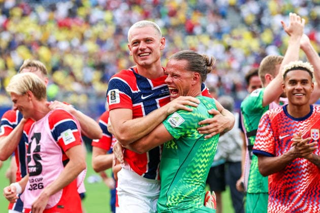 July 5, 2026, East Rutherford, Nj, United States: Norway s players celebrate qualifying for the quarterfinals after defeating Brazil 2-1 to the Round of 16 match at the FIFA World Cup, WM, Weltmeisterschaft, Fussball at New York New Jersey Stadium, in East Rutherford, United States, on Sunday, July 05, 2026. FIFA World Cup 2026 - Round Of 16 - Brazil V Norway  - ZUMAv122 20260705_aap_v122_215 Copyright: xWilliamxVolcovx