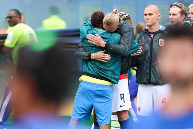 July 5, 2026, East Rutherford, Nj, United States: Neymar Jr. player of Brazil and Erling Haaland player of Norway during the Round of 16 match between Brazil and Norway at the FIFA World Cup, WM, Weltmeisterschaft, Fussball at New York New Jersey Stadium, in East Rutherford, United States, on Sunday, July 05, 2026. FIFA World Cup 2026 - Round Of 16 - Brazil V Norway  - ZUMAv122 20260705_aap_v122_300 Copyright: xWilliamxVolcovx