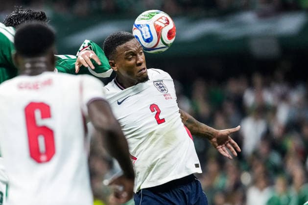 Ezri Konsa of England heads the ball during the FIFA Men’s World Cup 2026 round of 16 football match between Mexico and England at Mexico City Stadium, in Mexico City on July 5th 2026 (Photo by Alexandra Fechete SPP)  Copyright: xAlexandraxFechete SPPx Sportspressphoto_SPR185739