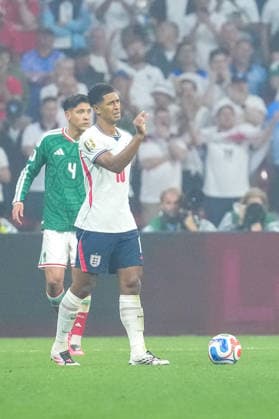 Jude Bellingham of England gestures during the FIFA Men’s World Cup 2026 round of 16 football match between Mexico and England at Mexico City Stadium, in Mexico City on July 5th 2026 (Photo by Alexandra Fechete SPP)  Copyright: xAlexandraxFechete SPPx Sportspressphoto_SPR185827