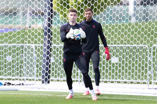 July 4, 2026, Seattle, Washington, USA: United States of America goalkeeper Matt Freese (24) warms up by United States of America goalkeeper Matt Turner (1) in their final team practice before their game at the USA national team, Nationalteam Training which took place at University of Washington Soccer Stadium. Seattle USA - ZUMAl181 20260704_zsp_l181_025 Copyright: xMelissaxLevinx