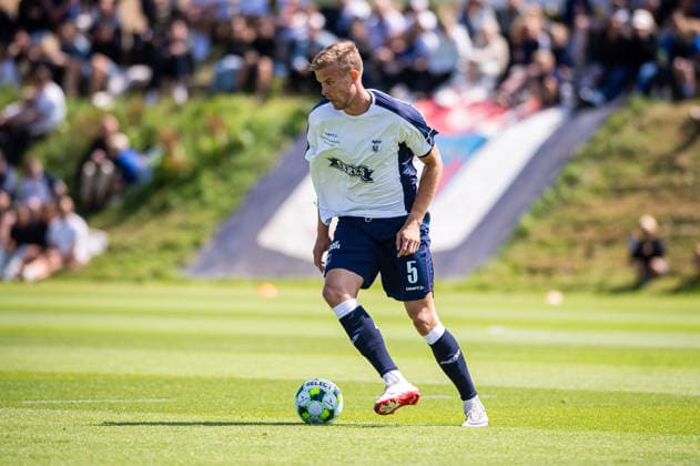 Aarhus GF v Motherwell FC, pre-season test match, Aarhus, Denmark Aarhus, Denmark. 05th, July 2026. Frederik Tingager (5) of Aarhus GF seen during a pre-season test match between Aarhus GF and Motherwell FC at the AGF training facility Fredensvang in Aarhus Denmark, Aarhus, Fredensvang  Copyright: xGonzalesxPhoto MortenxKjaerx