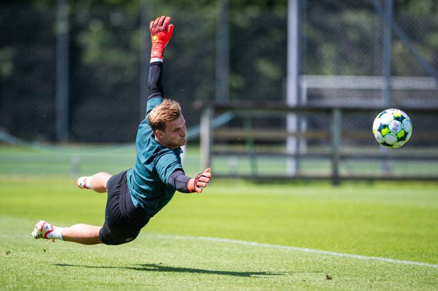 Aarhus GF v Motherwell FC, pre-season test match, Aarhus, Denmark Aarhus, Denmark. 05th, July 2026. Goalkeeper Mads Hedenstad of Aarhus GF seen warming up for a pre-season test match between Aarhus GF and Motherwell FC at the AGF training facility Fredensvang in Aarhus Denmark, Aarhus, Fredensvang  Copyright: xGonzalesxPhoto MortenxKjaerx