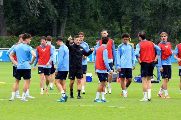 DEU, DFL, 2. FBL Hertha BSC, Training, 06.07.2026, Sportforum, Berlin, DEU, DFL, 2. FBL Hertha BSC, Training, Cheftrainer Stefan Leitl (Hertha BSC Berlin), Hertha-Spielerkreis DFL - regulations prohibit any use of Photographs as image sequences and or quasi-video *** GER, DFL, 2nd Bundesliga Hertha BSC, Training, July 6, 2026, Sportforum, Berlin, GER, DFL, 2nd Bundesliga Hertha BSC, Training, Head Coach Stefan Leitl, Hertha BSC Berlin, Hertha Players Association. DFL regulations prohibit any use of photographs as image sequences and or quasi-video. nordphotoxGmbHx xEngler nph00076