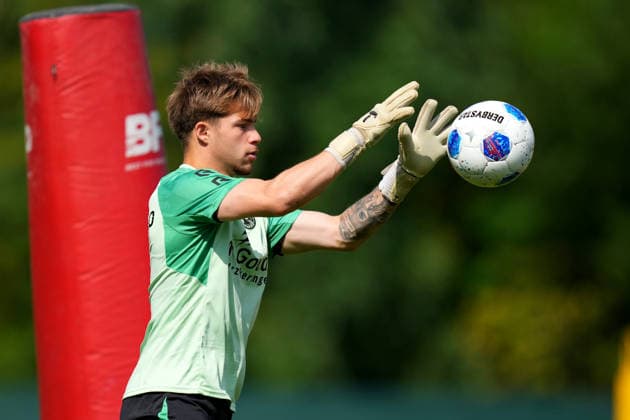 Training Sparta Rotterdam Rotterdam - Goalkeeper Rik Suur of Sparta Rotterdam during the a training in preperation of the 2026 2027 season. The training is set at Sportpark Nieuw-Terbregge on 6 July 2026 in Rotterdam, The Netherlands. (VK Sportphoto Yannick Verhoeven) Copyright: xYannickxVerhoevenx