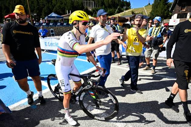 Tour de France 2026 Stage 3 LES ANGLES, FRANCE - JULY 06 : Pogacar Tadej (SLO) of UAE Team Emirates - XRG celebrates the victory after stage 3 of the 113rd edition of Tour de France an UCI World Tour 2.UWT cycling road race stage for Men Elite of 196 km with start in Granollers and finish in Les Angles on July 6, 2026 in Les Angles, France, 06 07 2026 Les Angles France  Copyright: xTomasxSiskx