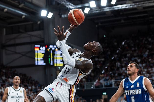 GER, FIBA Basketball World Cup 2027, European Qualifiers, Deutschland-Zypern. 06.07.2026, Brose Arena, Bamberg, GER, FIBA Basketball World Cup 2027, European Qualifiers, Deutschland-Zypern. Dennis Schröder (Deutschland, No17) Â Foto: Alexander Trienitz Bamberg Brose Arena Bayern Deutschland *** GER, 2027 FIBA Basketball World Cup, European Qualifiers, Germany vs. Cyprus, July 6, 2026, Brose Arena, Bamberg, GER, FIBA Basketball World Cup 2027, European Qualifiers, Germany vs. Cyprus, Dennis Schröder (Germany, No. 17) Photo by Alexander Trienitz, Bamberg, Brose Arena, Bavaria, Germany