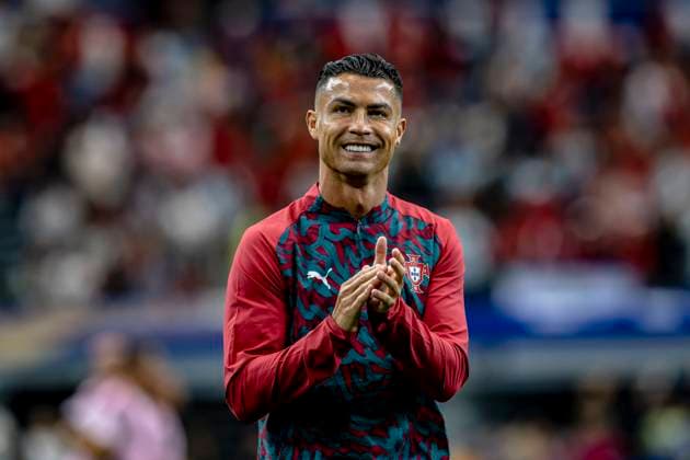DALLAS - Cristiano Ronaldo of Portugal during the 2026 World Cup match between Portugal and Spain at Dallas Stadium on July 6, 2026, in Dallas, United States. (Photo by Stefan Koops EYE4IMAGES DeFodi Images) - *** DALLAS Cristiano Ronaldo of Portugal during the 2026 World Cup match between Portugal and Spain at Dallas Stadium on July 6, 2026, in Dallas, United States. Photo by Stefan Koops, EYE4IMAGES, DeFodi Images