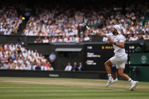 Grigor Dimitrov during his round of 16 match Wimbledon Tennis Championships, Day 8, The All England Lawn Tennis and Croquet Club, London, UK - 06 Jul 2026London The All England Lawn Tennis and United Kingdom  Copyright: xEllaxLing Shutterstockx 16978025cx