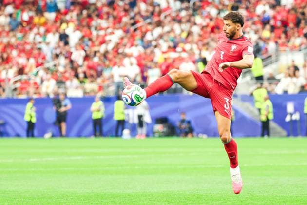 RECORD DATE NOT STATED FIFA World Cup, WM, Weltmeisterschaft, Fussball 2026 - round of 16 - portugal v spain ruben dias player of portugal during the round of 16 match between portugal and spain at the fifa world cup, at dallas stadium, in texas, united states, on monday, july 06, 2026.(Foto: William Volcov Brazil Photo Press IMAGO) Sports arlington TX united states Copyright: xWILLIAMxVOLCOVx