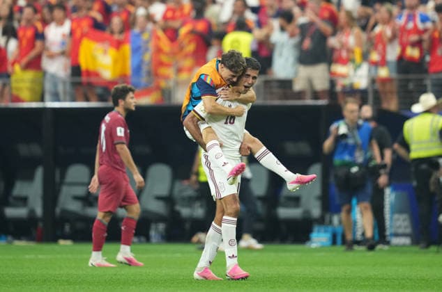 Rodri (Spain) celebrate during Portugal and Spain, Round of 16 FIFA World Cup, WM, Weltmeisterschaft, Fussball 2026, Dallas, United States, USA on July 6, 2026. Thor Wegner DeFodi Images. (Photo by DeFodi Images) - *** Rodri of Spain celebrates during the Portugal vs. Spain Round of 16 match at the 2026 FIFA World Cup in Dallas, United States, on July 6, 2026. Photo by DeFodi Images (Thor Wegner)
