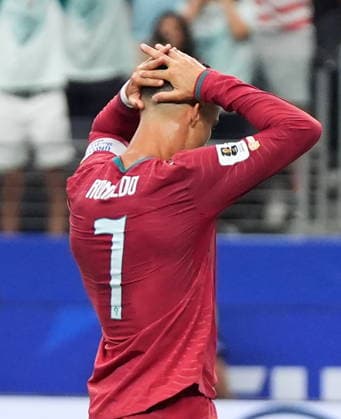 FIFA World Cup, WM, Weltmeisterschaft, Fussball 2026 - Round of 16 - Portugal vs Spain Cristiano Ronaldo of Portugal reacts during the FIFA World Cup 2026 Round of 16 match Portugal against Spain, in Dallas, USA, 06 July 2026. DALLAS United States  Copyright: xJEFFREYxMCWHORTERx