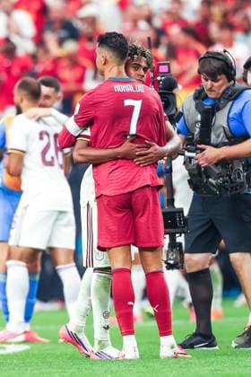 RECORD DATE NOT STATED FIFA World Cup, WM, Weltmeisterschaft, Fussball 2026 - Round of 16 - Portugal v Spain Cristiano Ronaldo cries after Portugal s 1-0 defeat to Spain the Round of 16 match at the FIFA World Cup, at Dallas Stadium, in Texas, United States, on Monday, July 06, 2026.(Foto: William Volcov Brazil Photo Press IMAGO) Sports Arlington TX United States Copyright: xWILLIAMxVOLCOVx