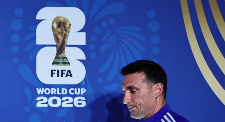 FIFA World Cup, WM, Weltmeisterschaft, Fussball 2026 - Argentina press conference, PK, Pressekonferenz Argentina s head coach Lionel Scaloni gives a press conference in Atlanta, Georgia, USA, 06 July 2026. Argentina will face Egypt on 07 July in their FIFA World Cup 2026 round of 16 match. ATLANTA United States  Copyright: xRONALDxWITTEKx