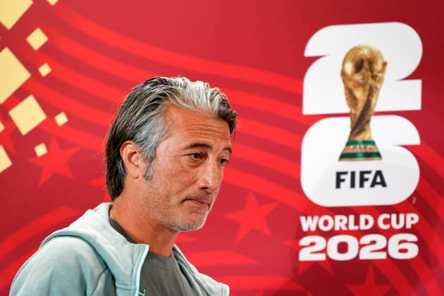 FIFA World Cup, WM, Weltmeisterschaft, Fussball 2026 - Switzerland press conference, PK, Pressekonferenz Switzerland s head coach Murat Yakin attends a press conference one day ahead of the FIFA World Cup 2026 Round of 16 match between Switzerland and Colombia, in Vancouver, Canada, Monday, 06 July 2026. VANCOUVER Canada  Copyright: xPETERxKLAUNZERx