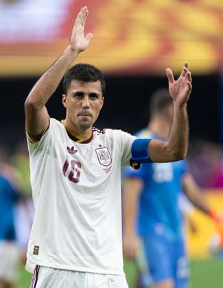 ARLINGTON, TEXAS - JULY 6: Rodri of Spain celebrates after the FIFA World Cup, WM, Weltmeisterschaft, Fussball 2026 Round Of 16 match between Portugal and Spain at Dallas Stadium on July 6, 2026 in Arlington, Texas.  Copyright: xMBxMediax