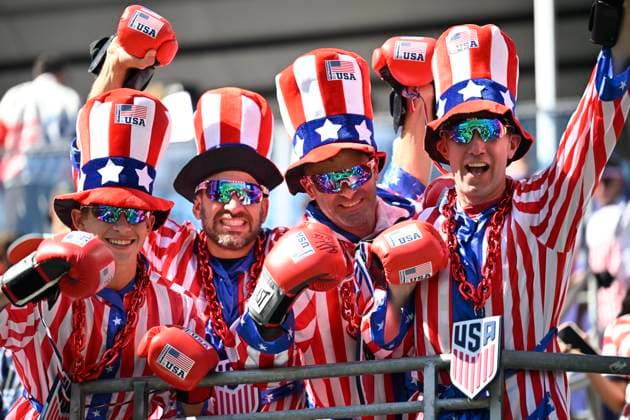 USA vs Belgium - FIFA World Cup, WM, Weltmeisterschaft, Fussball 2026 SEATTLE, UNITED STATES OF AMERICA - JULY 06 : Supporters and fans of USA pictured during the FIFA World Cup 2026 round of 16 match between the United States of America and Belgium at the Lumen Field stadium on July 6, 2026 in Seattle, United States of America, 06 07 2026 Seattle United States of America  Copyright: xNicoxVereeckenx