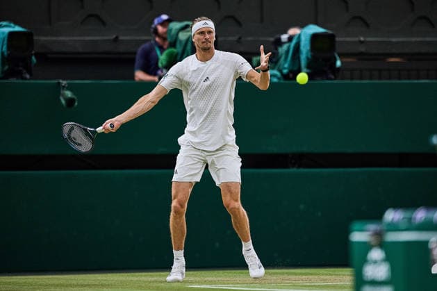 July 7, 2026, London, London, Great Britain: Alexander Zverev of Germany returns with forehand during The Championships Wimbledon , 6.7.2026 in London (All England Lawn Tennis and Croquet Club), Great Britain Tennis 2026: Grand Slam: The Championships Wimbledon: 8th Day: 4th Round: ZVEREV Vs LECHECKA  - ZUMAs343 20260707_zsp_s343_016 Copyright: xMathiasxSchulzx