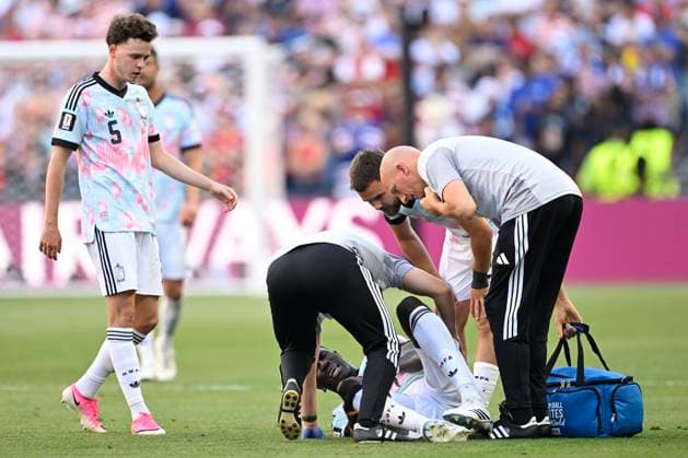 USA vs Belgium - FIFA World Cup, WM, Weltmeisterschaft, Fussball 2026 SEATTLE, UNITED STATES OF AMERICA - JULY 06 : injury of Onana Amadou midfielder of Belgium pictured during the FIFA World Cup 2026 round of 16 match between the United States of America and Belgium at the Lumen Field stadium on July 6, 2026 in Seattle, United States of America, 06 07 2026 Seattle United States of America  Copyright: xNicoxVereeckenx