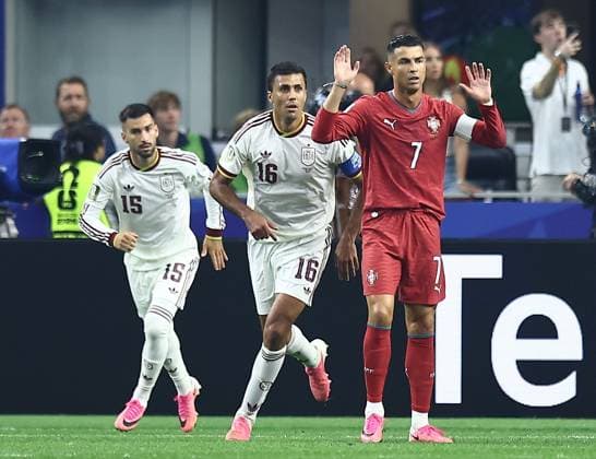 Cristiano Ronaldo of Portugal reacts Portugal v Spain 2026 FIFA World Cup, WM, Weltmeisterschaft, Fussball Round of 16, Football, Dallas Stadium, Arlington, Texas, USA - 06 Jul 2026Arlington Dallas Stadium Texas (TX) United States of America  Copyright: xMichaelxZemanek Shutterstockx 16980007bx