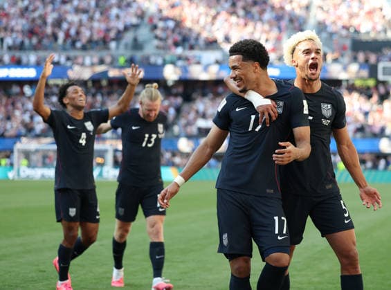 (260707) -- SEATTLE, July 7, 2026 -- Antonee Robinson (1st R) and Malik Tillman of the United States celebrate scoring during the round of 16 match between the United States and Belgium at the 2026 FIFA World Cup, WM, Weltmeisterschaft, Fussball at Seattle Stadium in Seattle, the United States, July 6, 2026. ) (SP)U.S.-SEATTLE-FOOTBALL-FIFA WORLD CUP-ROUND OF 16-USA VS BEL MaoxSiqian 